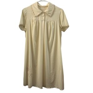 Vintage Vanity Fair Nightgown Short Sleeve Lace Trim Cream Size 34 /S Retro